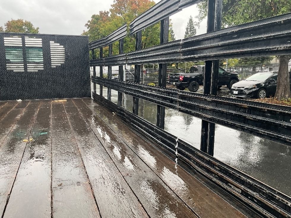 Flatbed Truck-Light and Medium Duty Trucks-Isuzu-2020-NPR-Ceres-CA-118,357\n\t\tmiles-$ 43,000 - Image 10