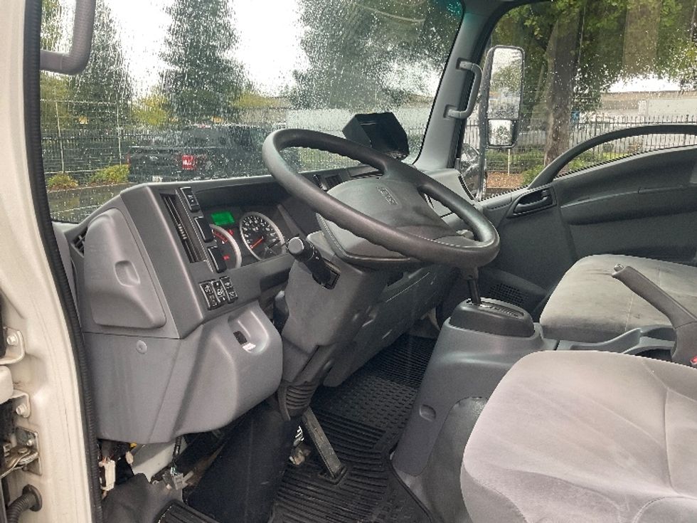 Flatbed Truck-Light and Medium Duty Trucks-Isuzu-2020-NPR-Ceres-CA-118,357\n\t\tmiles-$ 43,000 - Image 15