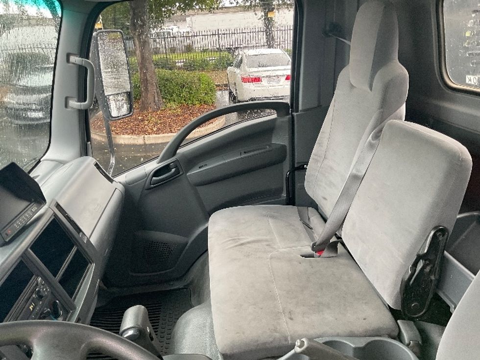 Flatbed Truck-Light and Medium Duty Trucks-Isuzu-2020-NPR-Ceres-CA-118,357\n\t\tmiles-$ 43,000 - Image 17