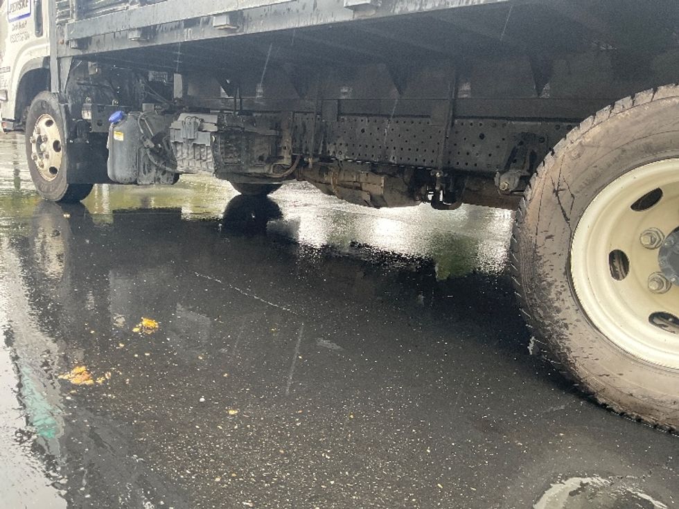 Flatbed Truck-Light and Medium Duty Trucks-Isuzu-2020-NPR-Ceres-CA-118,357\n\t\tmiles-$ 43,000 - Image 5