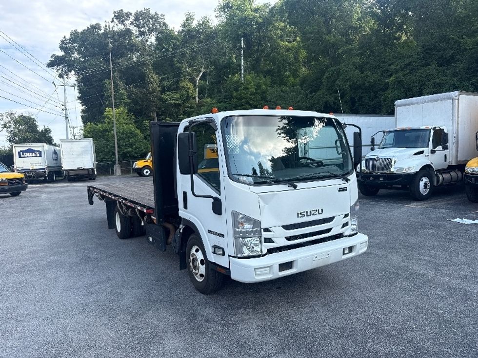 Flatbed Truck-Light and Medium Duty Trucks-Isuzu-2020-NPR-Cleveland-TN-108,643\n\t\tmiles-$ 43,500 - Image 1