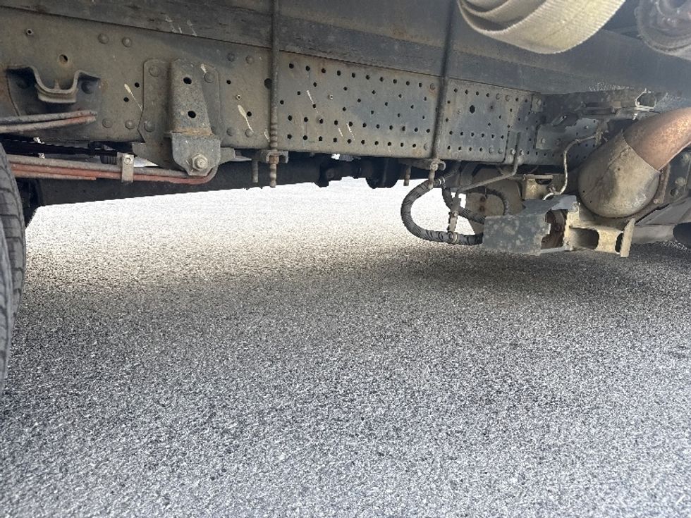 Flatbed Truck-Light and Medium Duty Trucks-Isuzu-2020-NPR-Cleveland-TN-108,643\n\t\tmiles-$ 43,500 - Image 14