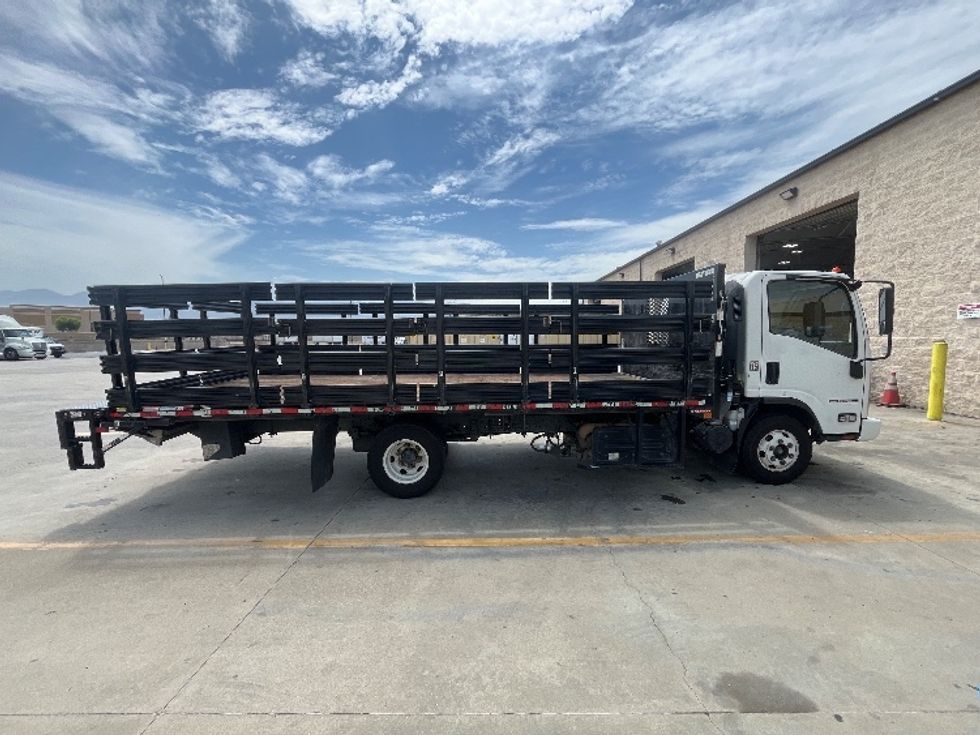 Flatbed Truck-Light and Medium Duty Trucks-Isuzu-2020-NPR-Fontana-CA-225,578\n\t\tmiles-$ 24,750 - Image 15