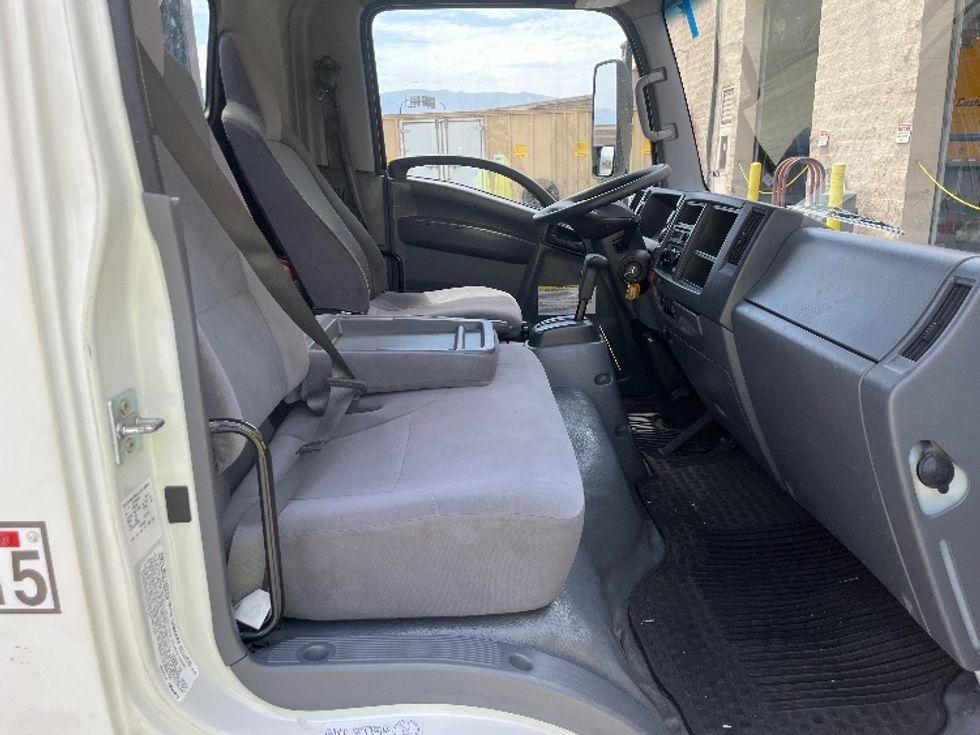 Flatbed Truck-Light and Medium Duty Trucks-Isuzu-2020-NPR-Fontana-CA-225,578\n\t\tmiles-$ 24,750 - Image 22