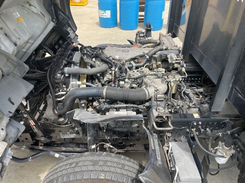 Flatbed Truck-Light and Medium Duty Trucks-Isuzu-2020-NPR-Fontana-CA-225,578\n\t\tmiles-$ 24,750 - Image 24