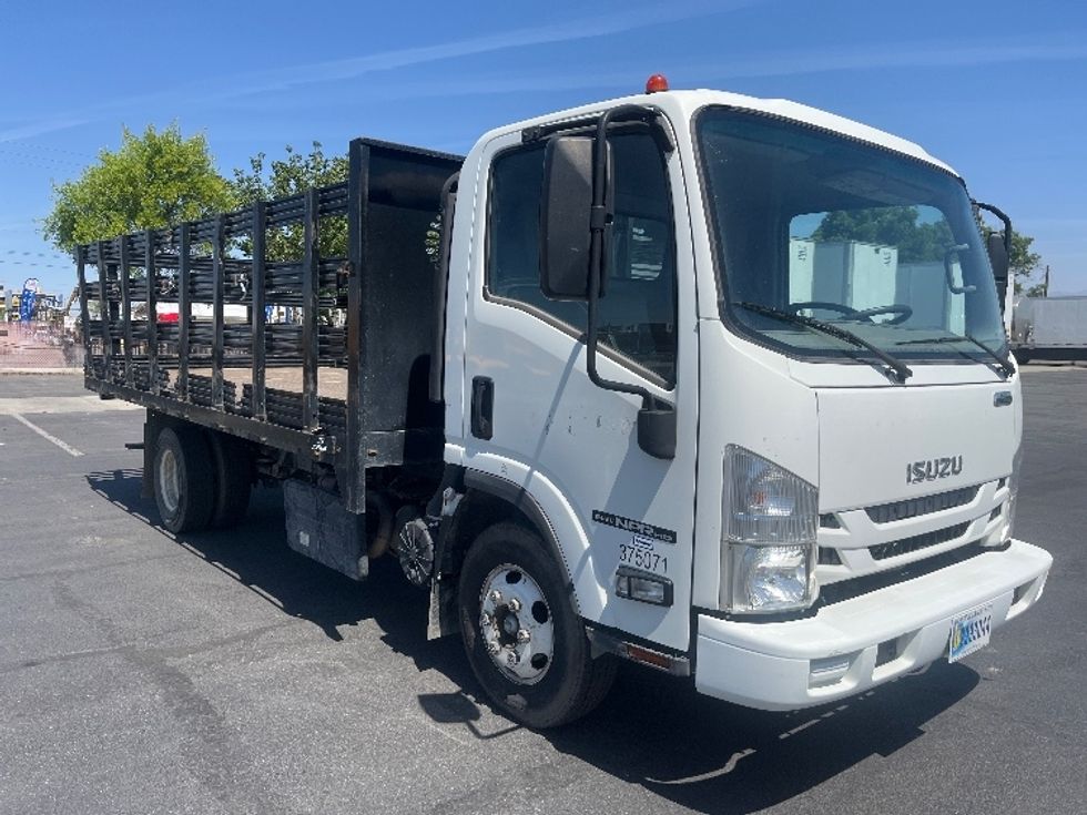 Flatbed Truck-Light and Medium Duty Trucks-Isuzu-2020-NPR-Fresno-CA-145,257\n\t\tmiles-$ 32,500 - Image 1