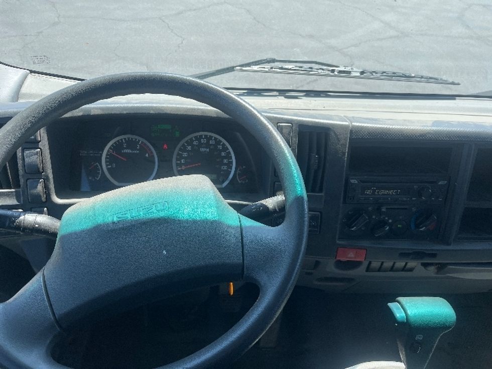 Flatbed Truck-Light and Medium Duty Trucks-Isuzu-2020-NPR-Fresno-CA-145,257\n\t\tmiles-$ 32,500 - Image 14