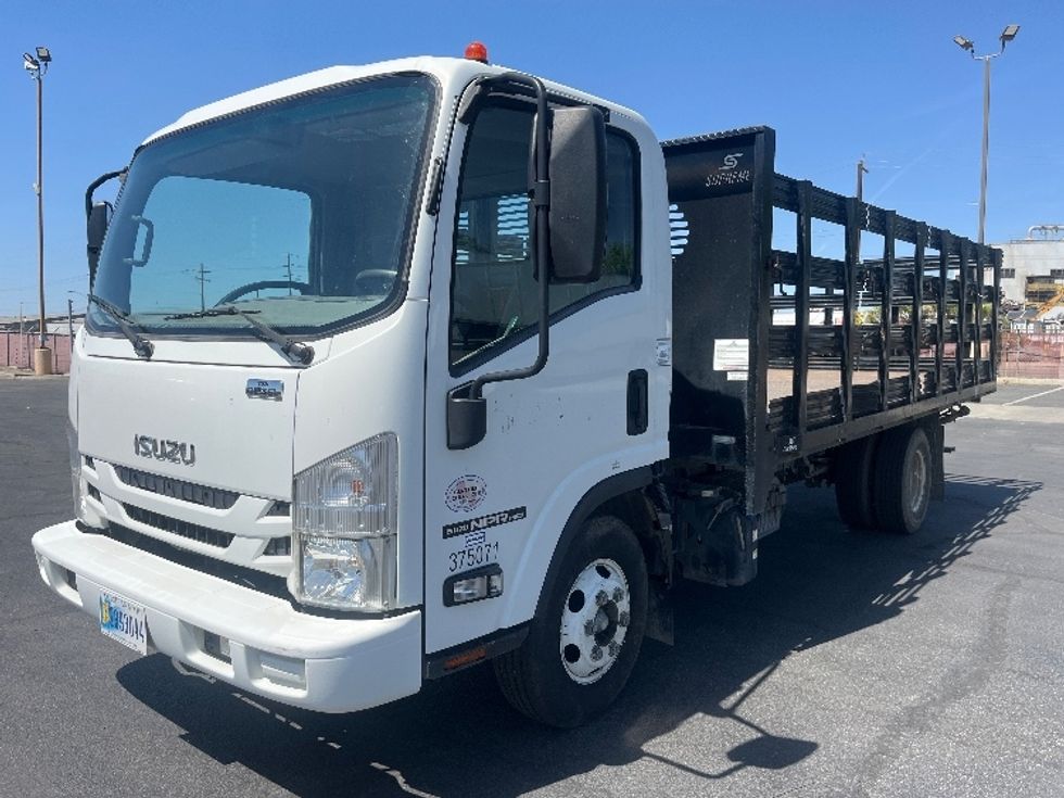 Flatbed Truck-Light and Medium Duty Trucks-Isuzu-2020-NPR-Fresno-CA-145,257\n\t\tmiles-$ 32,500 - Image 3