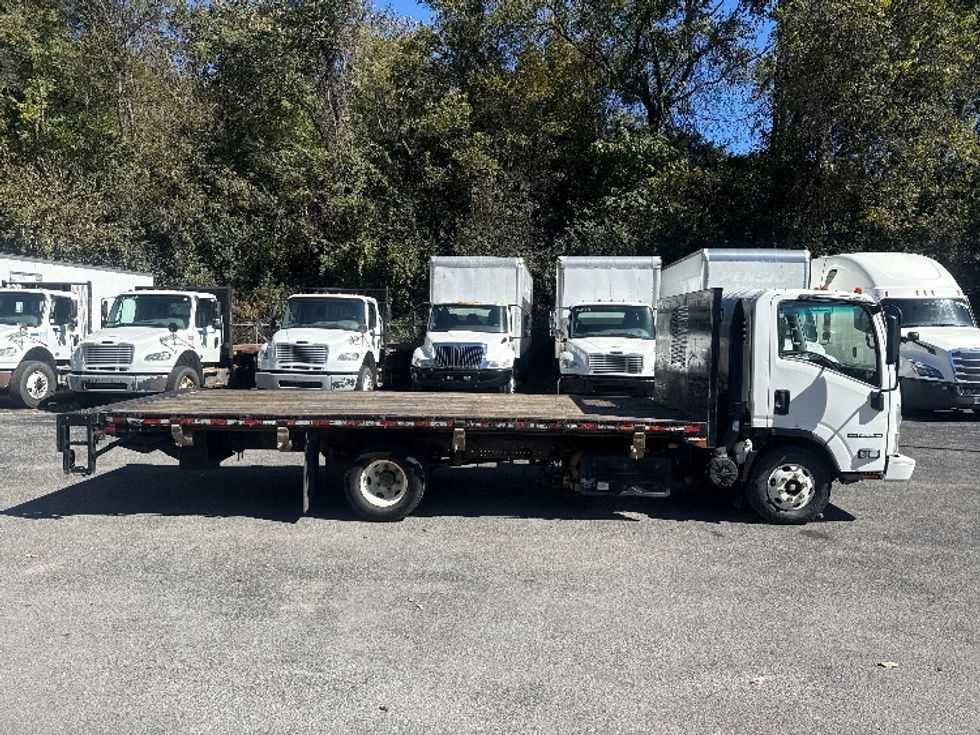Flatbed Truck-Light and Medium Duty Trucks-Isuzu-2020-NPR-Knoxville-TN-119,960\n\t\tmiles-$ 41,000 - Image 11