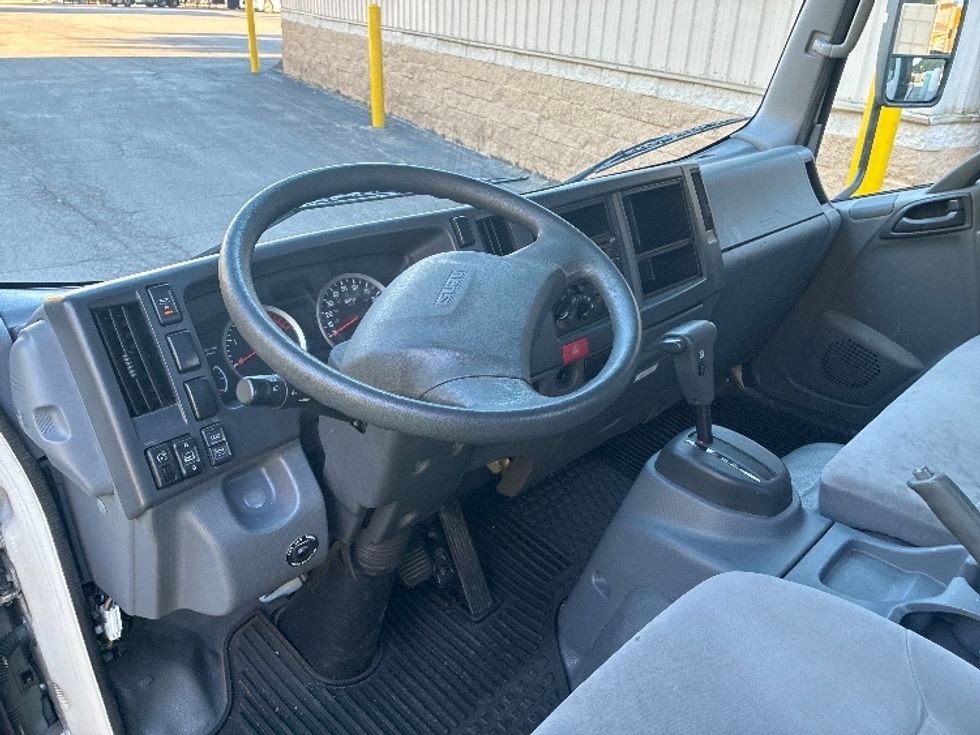 Flatbed Truck-Light and Medium Duty Trucks-Isuzu-2020-NPR-Knoxville-TN-119,960\n\t\tmiles-$ 41,000 - Image 14