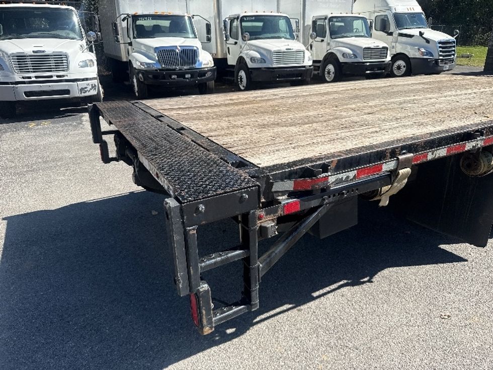 Flatbed Truck-Light and Medium Duty Trucks-Isuzu-2020-NPR-Knoxville-TN-119,960\n\t\tmiles-$ 41,000 - Image 25