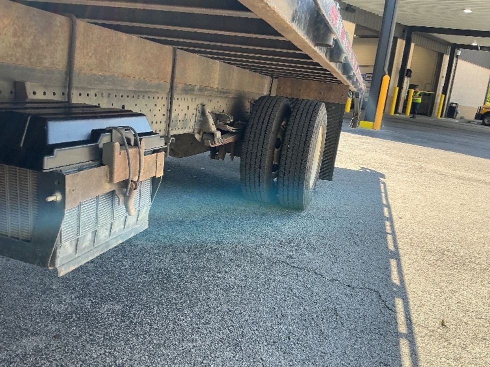 Flatbed Truck-Light and Medium Duty Trucks-Isuzu-2020-NPR-Knoxville-TN-119,960\n\t\tmiles-$ 41,000 - Image 4