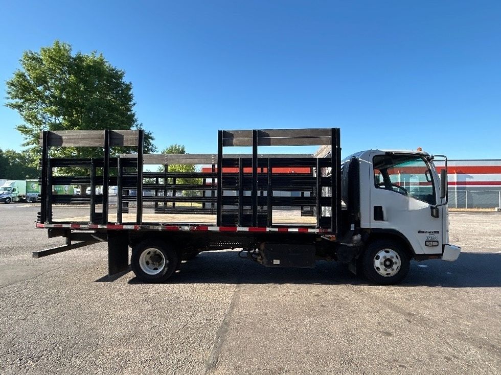 Flatbed Truck-Light and Medium Duty Trucks-Isuzu-2020-NPR-Memphis-TN-97,495\n\t\tmiles-$ 40,750 - Image 13