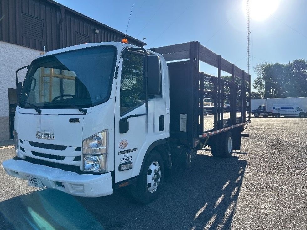 Flatbed Truck-Light and Medium Duty Trucks-Isuzu-2020-NPR-Memphis-TN-97,495\n\t\tmiles-$ 40,750 - Image 3
