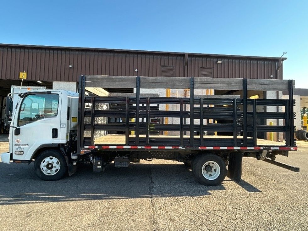 Flatbed Truck-Light and Medium Duty Trucks-Isuzu-2020-NPR-Memphis-TN-97,495\n\t\tmiles-$ 40,750 - Image 4