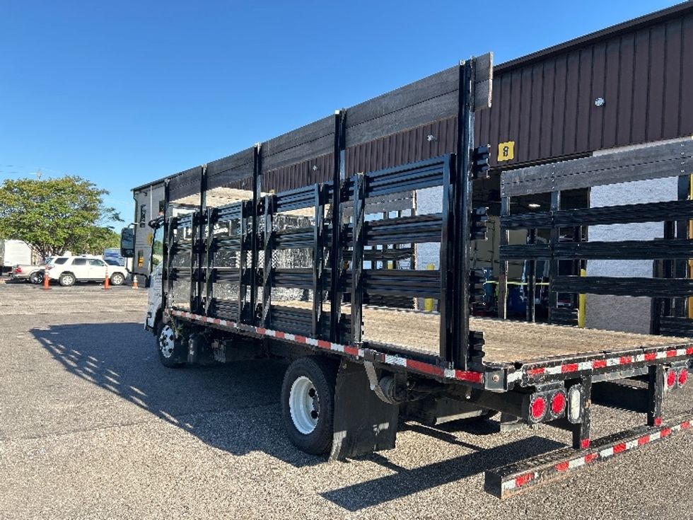 Flatbed Truck-Light and Medium Duty Trucks-Isuzu-2020-NPR-Memphis-TN-97,495\n\t\tmiles-$ 40,750 - Image 6