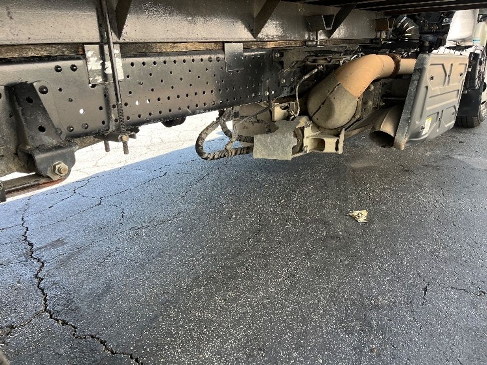 Flatbed Truck-Light and Medium Duty Trucks-Isuzu-2020-NPR-Torrance-CA-183,414\n\t\tmiles-$ 26,250 - Image 13