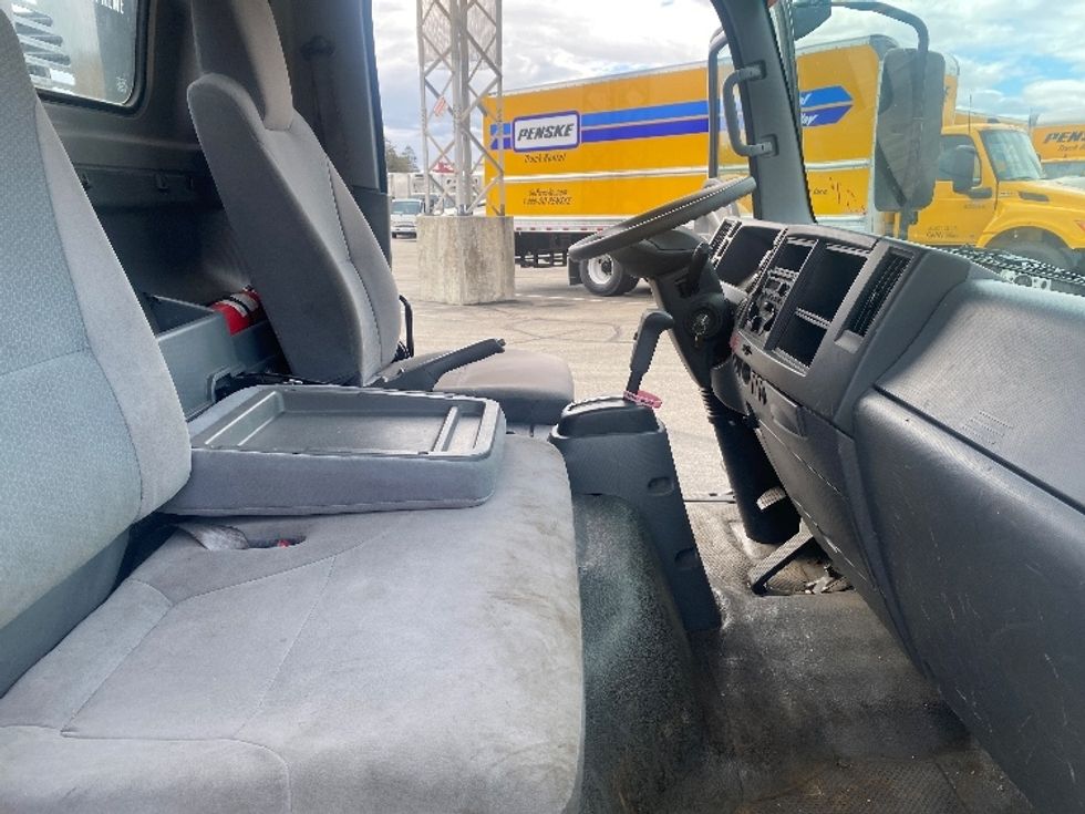 Flatbed Truck-Light and Medium Duty Trucks-Isuzu-2020-NPR-West Sacramento-CA-31,036\n\t\tmiles-$ 53,500 - Image 19