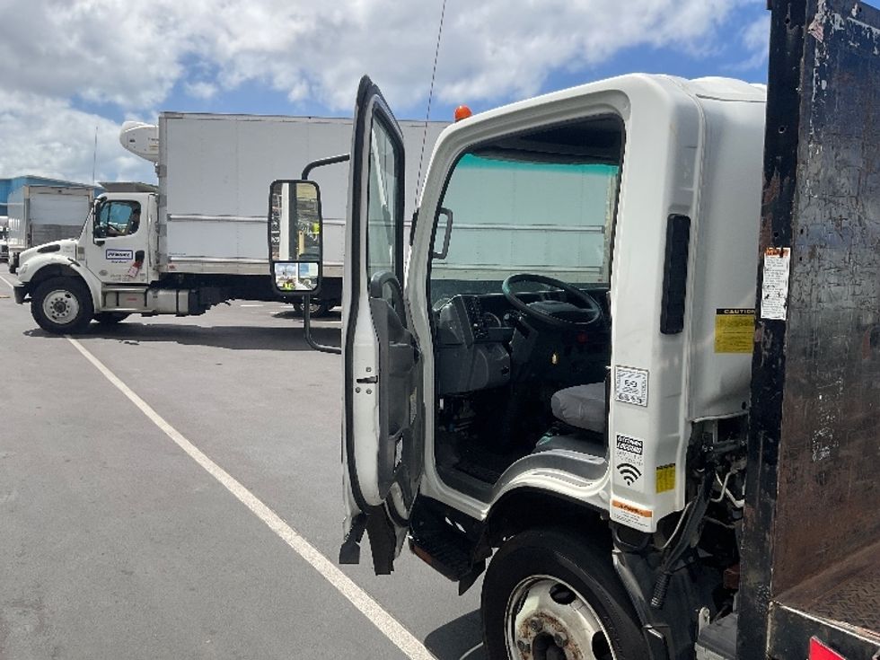 Flatbed Truck-Light and Medium Duty Trucks-Isuzu-2020-NQR-Honolulu-HI-97,274\n\t\tmiles-$ 52,750 - Image 16
