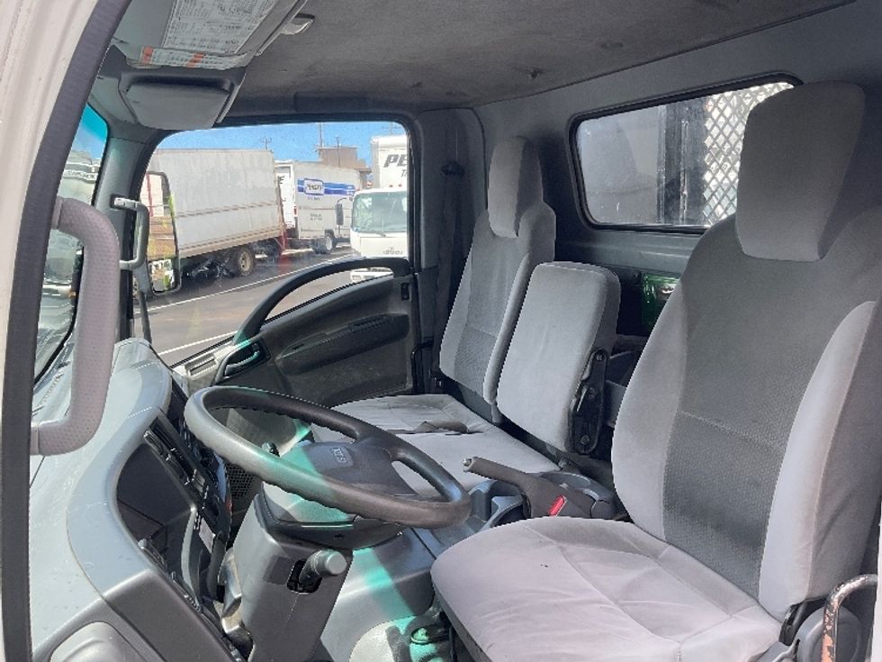 Flatbed Truck-Light and Medium Duty Trucks-Isuzu-2020-NQR-Honolulu-HI-97,274\n\t\tmiles-$ 52,750 - Image 19