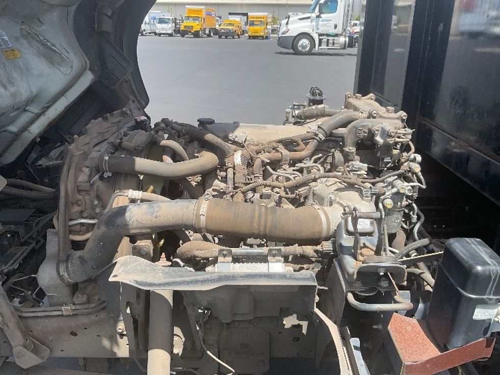 Flatbed Truck-Light and Medium Duty Trucks-Isuzu-2020-NQR-Kapolei-HI-82,311\n\t\tmiles-$ 52,000 - Image 21