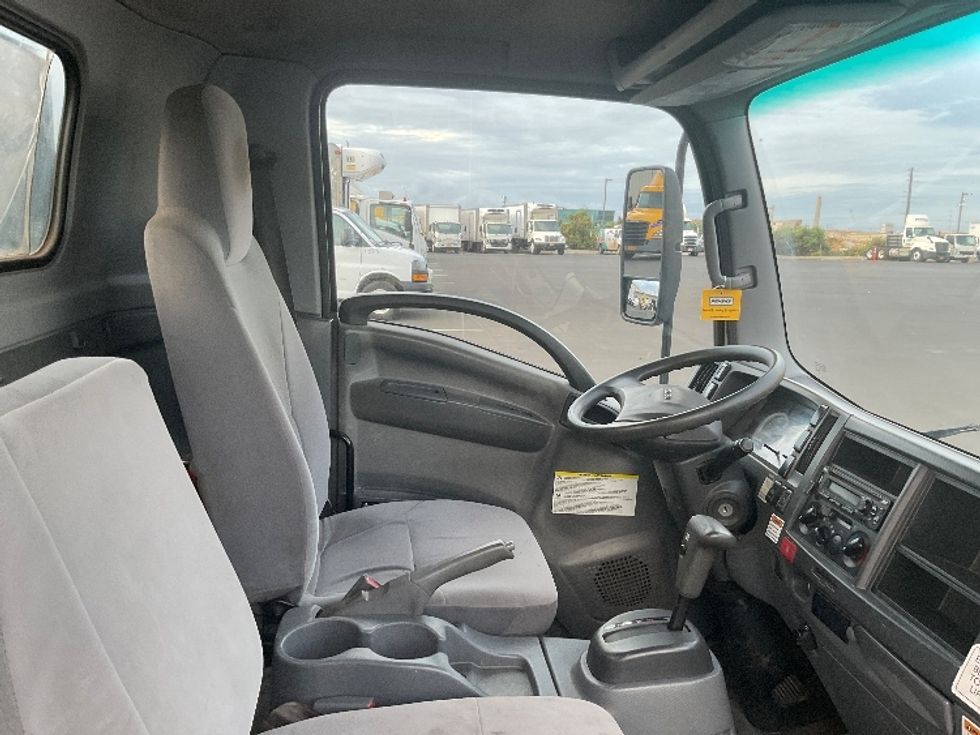 Flatbed Truck-Light and Medium Duty Trucks-Isuzu-2020-NQR-Kapolei-HI-90,175\n\t\tmiles-$ 45,000 - Image 20