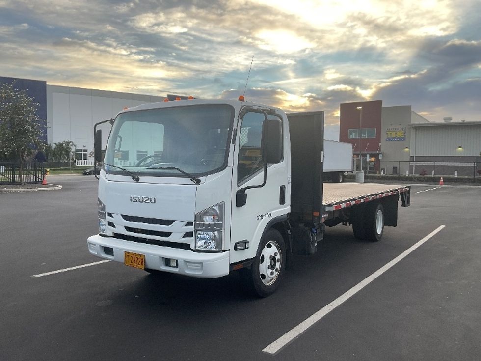 Flatbed Truck-Light and Medium Duty Trucks-Isuzu-2020-NQR-Kapolei-HI-90,175\n\t\tmiles-$ 45,000 - Image 3
