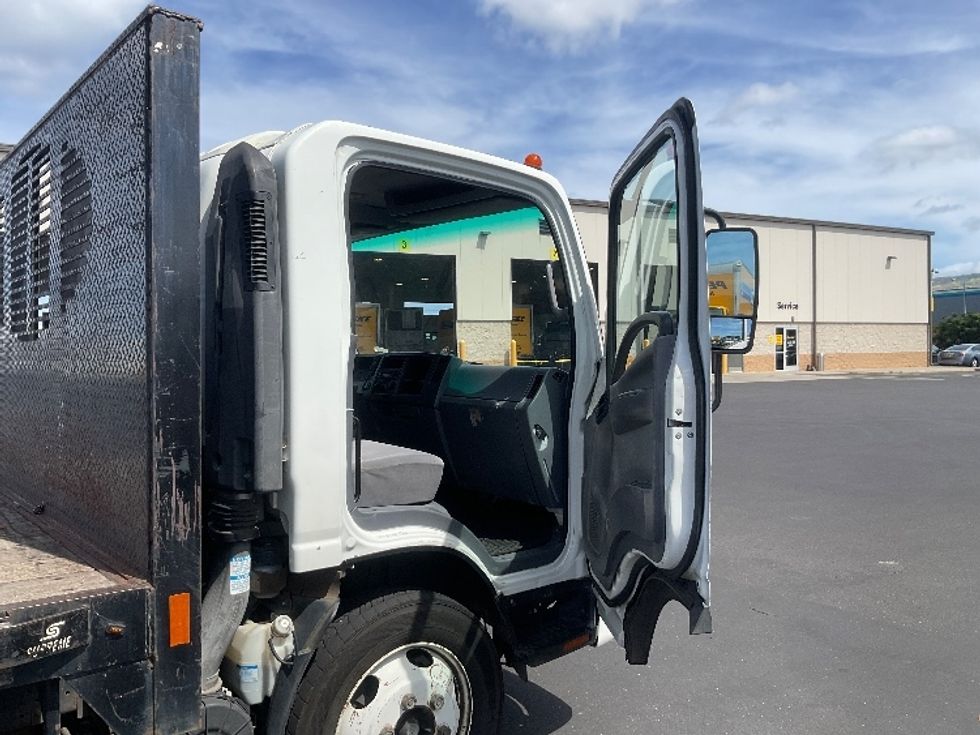 Flatbed Truck-Light and Medium Duty Trucks-Isuzu-2020-NQR-La Mirada-CA-57,233\n\t\tmiles-$ 45,500 - Image 18
