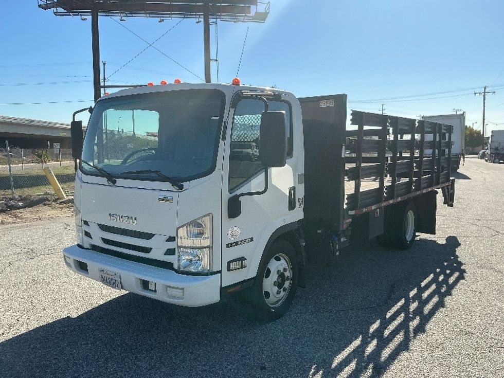 Flatbed Truck-Light and Medium Duty Trucks-Isuzu-2020-NQR-Torrance-CA-164,884\n\t\tmiles-$ 36,250 - Image 3