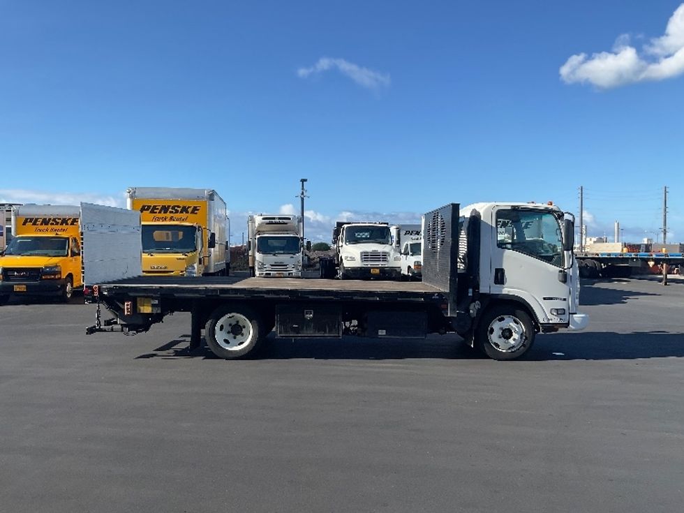 Flatbed Truck-Light and Medium Duty Trucks-Isuzu-2020-NQR-Torrance-CA-25,511\n\t\tmiles-$ 55,500 - Image 13