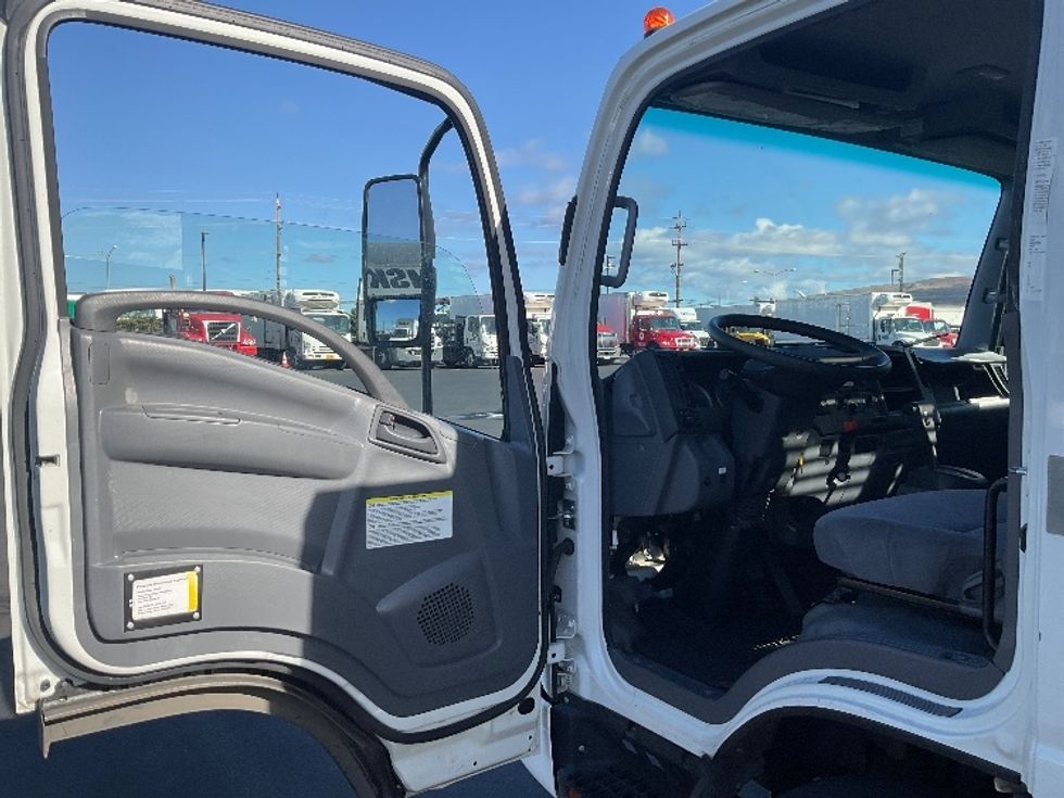 Flatbed Truck-Light and Medium Duty Trucks-Isuzu-2020-NQR-Torrance-CA-25,511\n\t\tmiles-$ 55,500 - Image 14