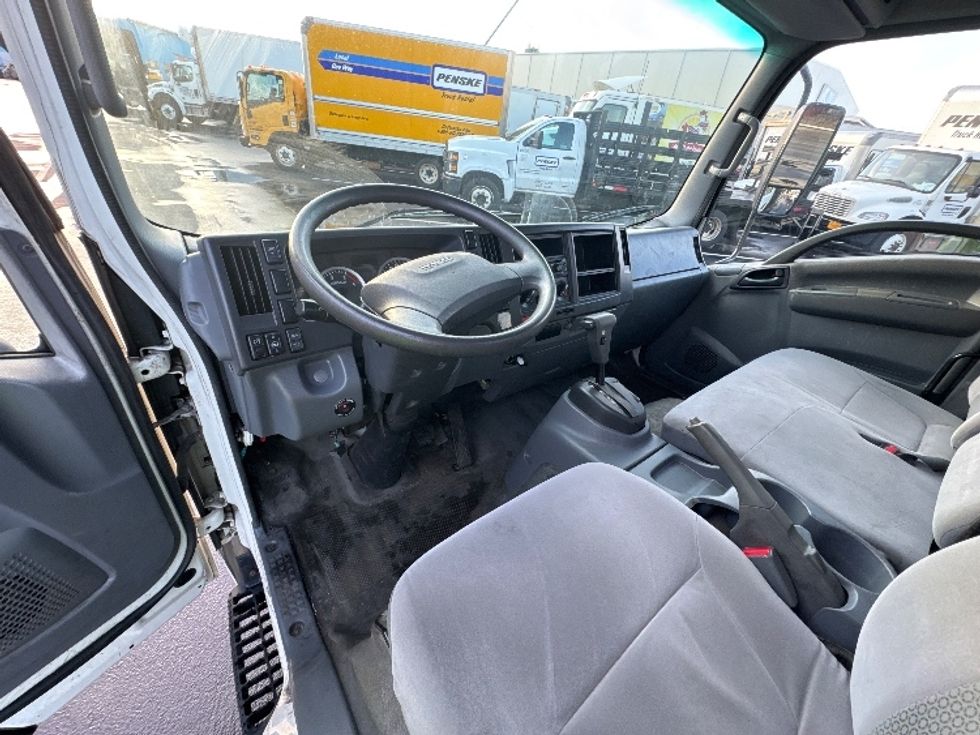 Flatbed Truck-Light and Medium Duty Trucks-Isuzu-2020-NQR-Torrance-CA-50,455\n\t\tmiles-$ 52,750 - Image 17