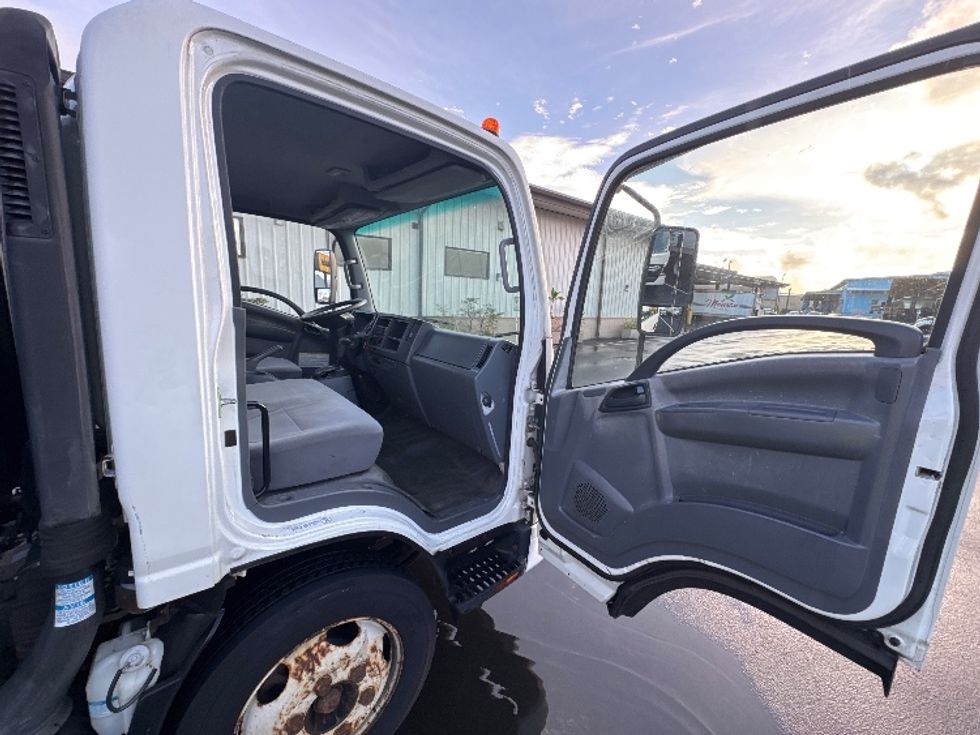 Flatbed Truck-Light and Medium Duty Trucks-Isuzu-2020-NQR-Torrance-CA-50,455\n\t\tmiles-$ 52,750 - Image 20
