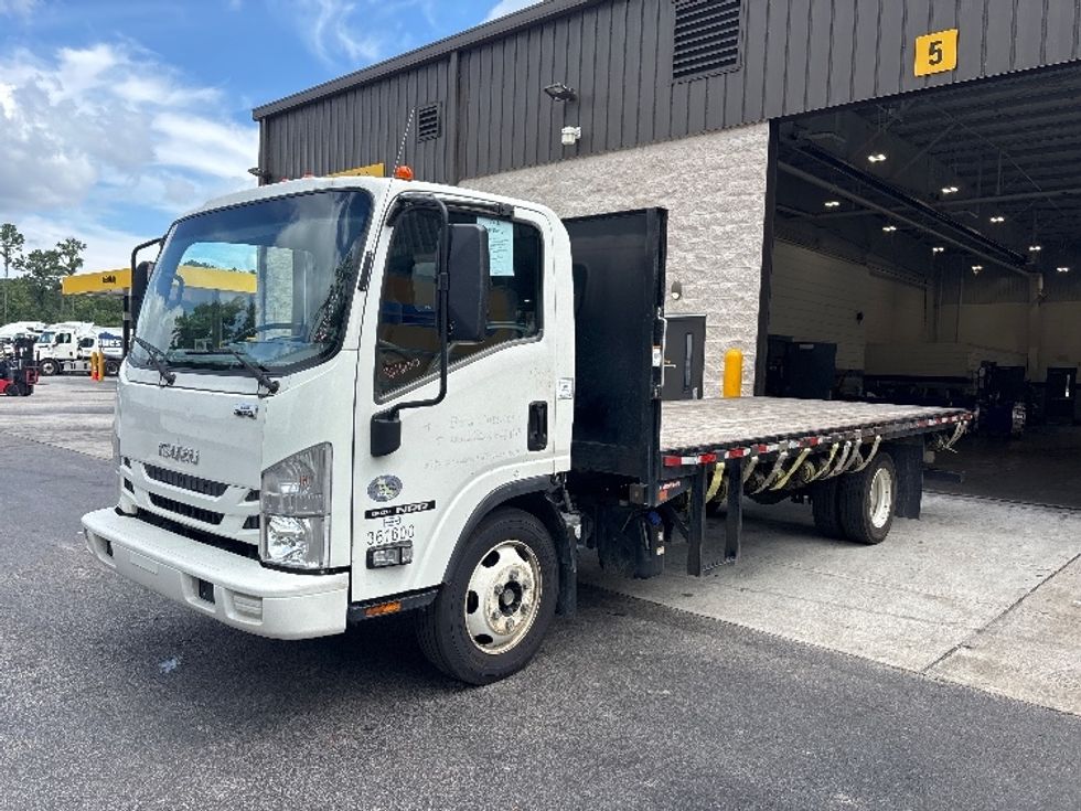 Flatbed Truck-Light and Medium Duty Trucks-Isuzu-2020-NRR-Ladson-SC-154,886\n\t\tmiles-$ 38,250 - Image 1