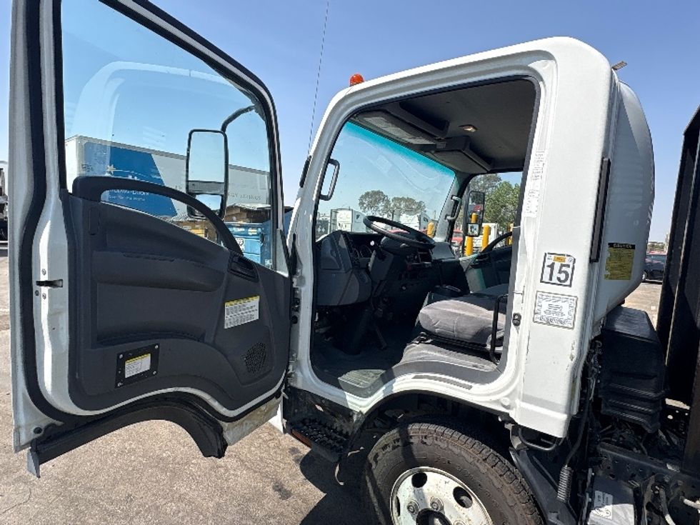 Flatbed Truck-Light and Medium Duty Trucks-Isuzu-2021-NPR-Fresno-CA-72,907\n\t\tmiles-$ 46,750 - Image 15