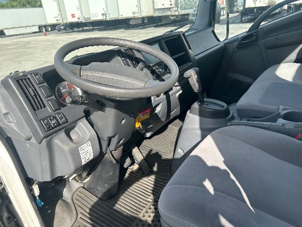 Flatbed Truck-Light and Medium Duty Trucks-Isuzu-2021-NPR-Ocala-FL-95,439\n\t\tmiles-$ 49,250 - Image 17