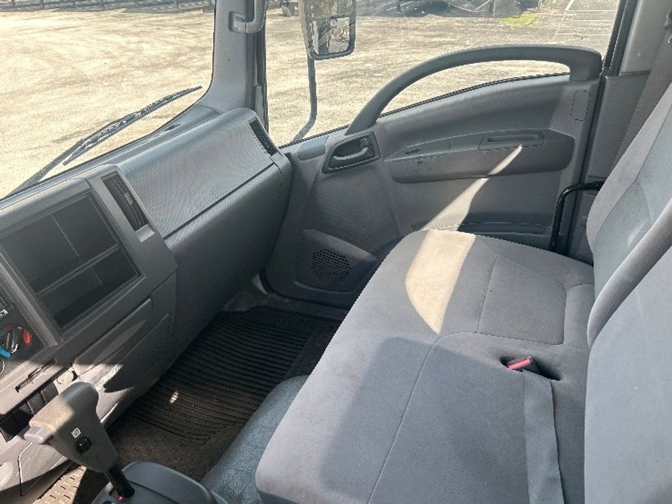 Flatbed Truck-Light and Medium Duty Trucks-Isuzu-2021-NPR-Ocala-FL-95,439\n\t\tmiles-$ 49,250 - Image 19