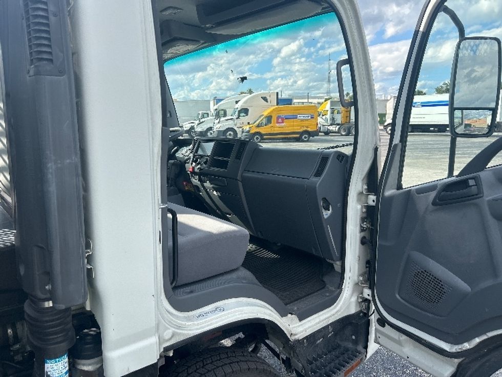 Flatbed Truck-Light and Medium Duty Trucks-Isuzu-2021-NPR-Ocala-FL-95,439\n\t\tmiles-$ 49,250 - Image 20