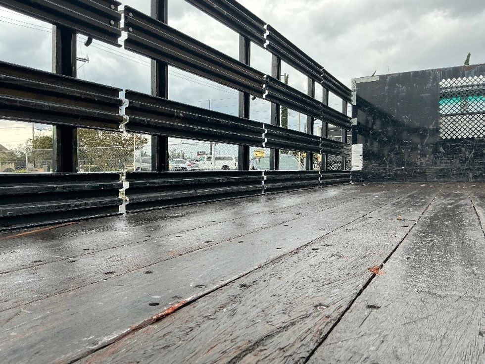 Flatbed Truck-Light and Medium Duty Trucks-Isuzu-2021-NRR-Fontana-CA-62,447\n\t\tmiles-$ 55,750 - Image 11