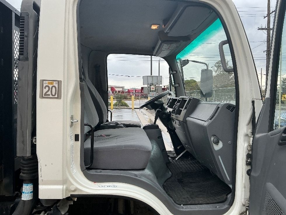 Flatbed Truck-Light and Medium Duty Trucks-Isuzu-2021-NRR-Fontana-CA-62,447\n\t\tmiles-$ 55,750 - Image 19