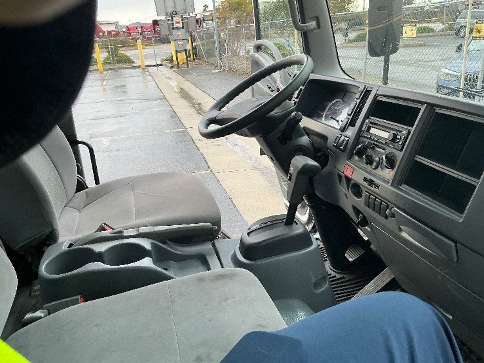 Flatbed Truck-Light and Medium Duty Trucks-Isuzu-2021-NRR-Fontana-CA-62,447\n\t\tmiles-$ 55,750 - Image 21