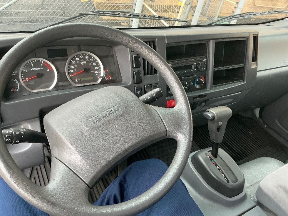Flatbed Truck-Light and Medium Duty Trucks-Isuzu-2021-NRR-Fontana-CA-62,447\n\t\tmiles-$ 55,750 - Image 24