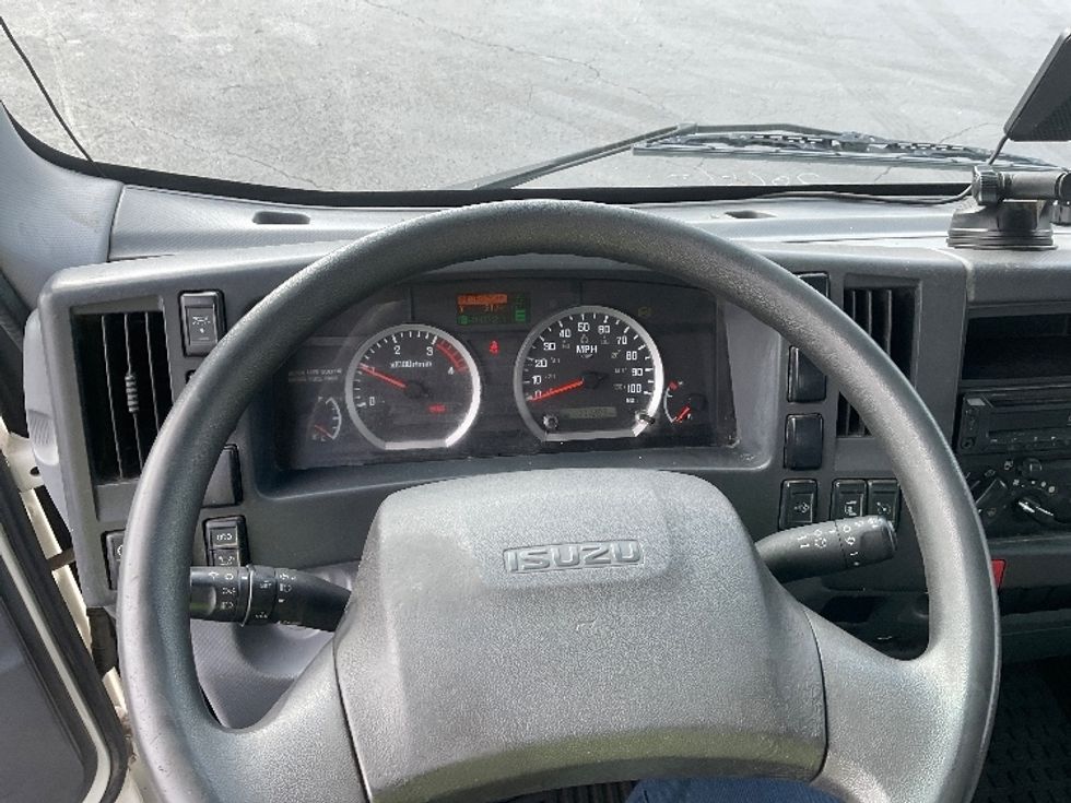 Flatbed Truck-Light and Medium Duty Trucks-Isuzu-2021-NRR-Torrance-CA-171,300\n\t\tmiles-$ 37,500 - Image 18