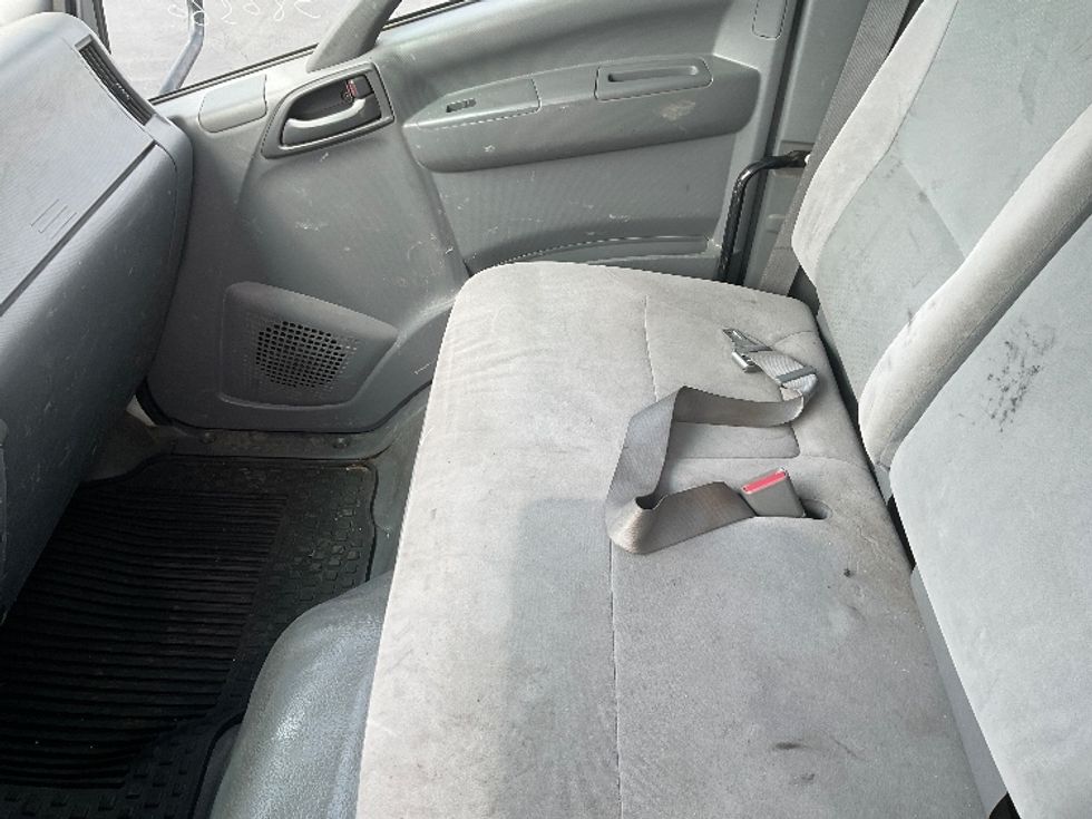 Flatbed Truck-Light and Medium Duty Trucks-Isuzu-2021-NRR-Torrance-CA-171,300\n\t\tmiles-$ 37,500 - Image 19