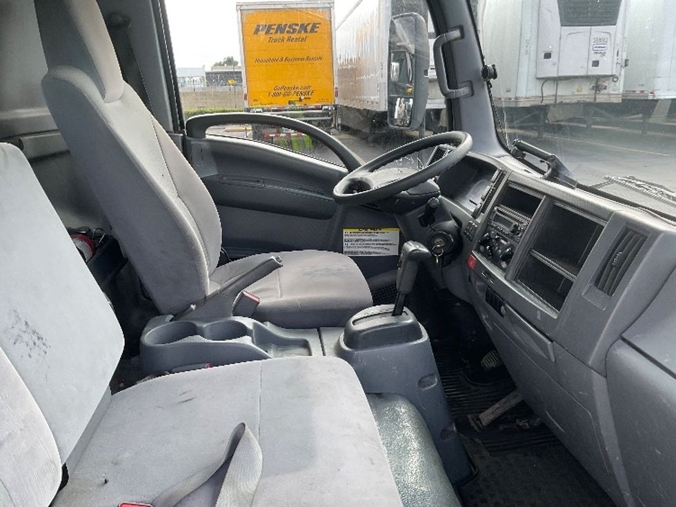 Flatbed Truck-Light and Medium Duty Trucks-Isuzu-2021-NRR-Torrance-CA-171,300\n\t\tmiles-$ 37,500 - Image 22