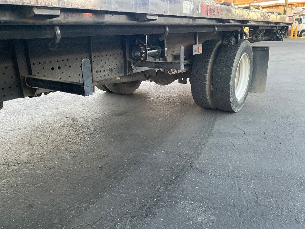 Flatbed Truck-Light and Medium Duty Trucks-Isuzu-2021-NRR-Torrance-CA-195,524\n\t\tmiles-$ 30,000 - Image 5