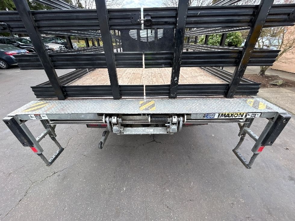 Flatbed Truck-Light and Medium Duty Trucks-Isuzu-2022-NPR-Clackamas-OR-44,455\n\t\tmiles-$ 56,000 - Image 10