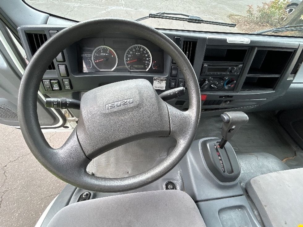 Flatbed Truck-Light and Medium Duty Trucks-Isuzu-2022-NPR-Clackamas-OR-44,455\n\t\tmiles-$ 56,000 - Image 18