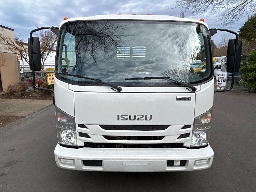 Flatbed Truck-Light and Medium Duty Trucks-Isuzu-2022-NPR-Clackamas-OR-44,455\n\t\tmiles-$ 56,000 - Image 2