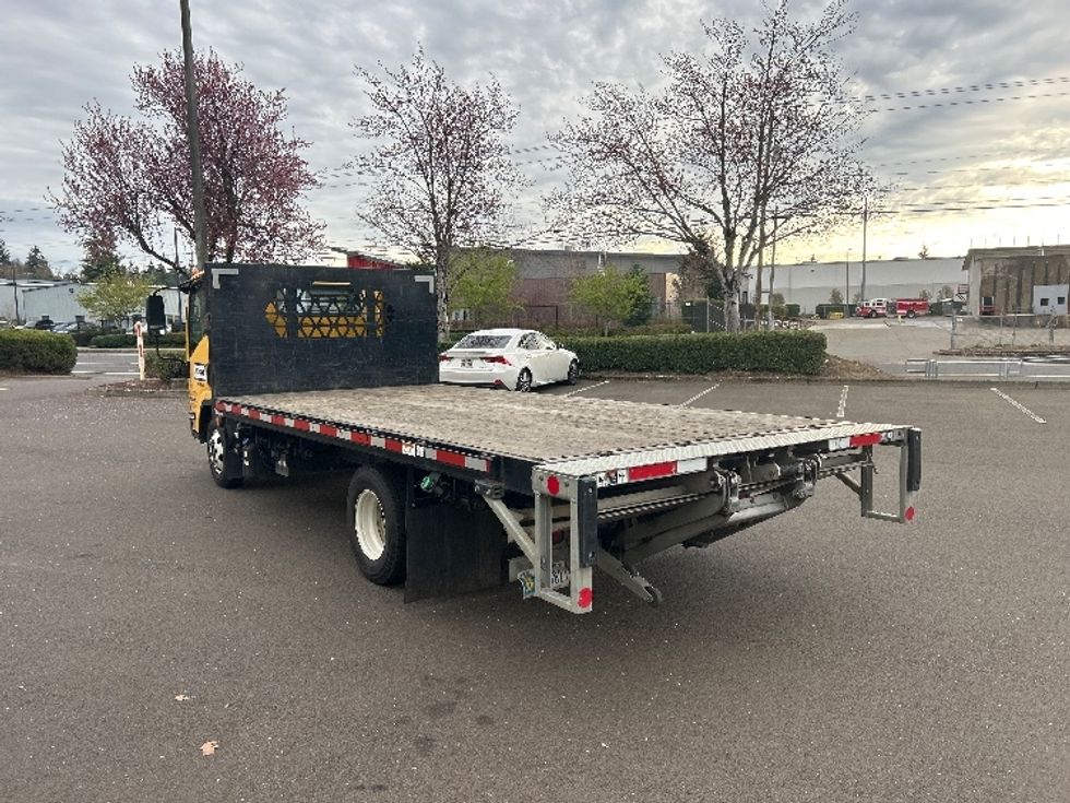 Flatbed Truck-Light and Medium Duty Trucks-Isuzu-2022-NPR-Clackamas-OR-50,544\n\t\tmiles-$ 52,750 - Image 6